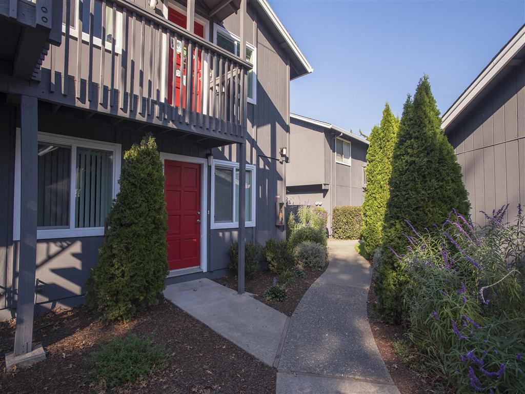 Spring Lake Apartment Homes photo 3
